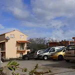 Marios Family House 1 * Kanálion
