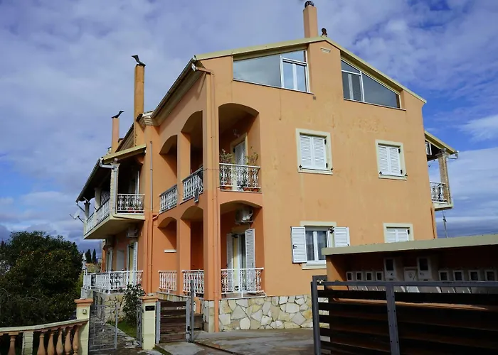 Marios Family House 1 Apartamento