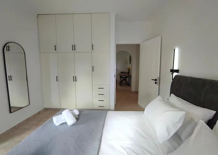Marios Family House 1 * Kanálion
