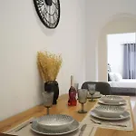 Marios Family House 1 Apartment *